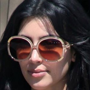 New Chloe Square Frame Sunglasses With Case & Box